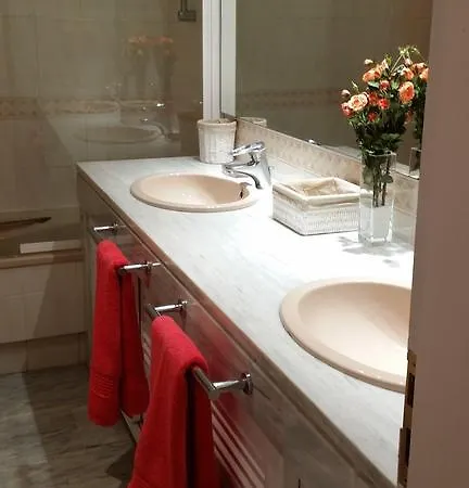 Golden Beach Apartment