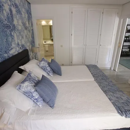 Golden Beach Apartment